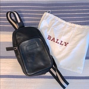 BRAND NEW! BALLY Thoma Slingpack
